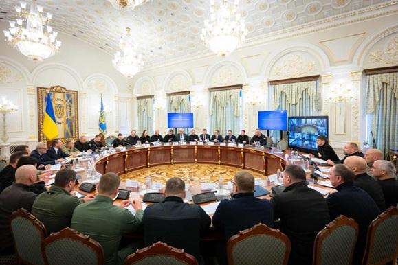 Місцева влада на ОЗП 2026/2027 має створити щонайменше двотижневий резерв пального – указ президента